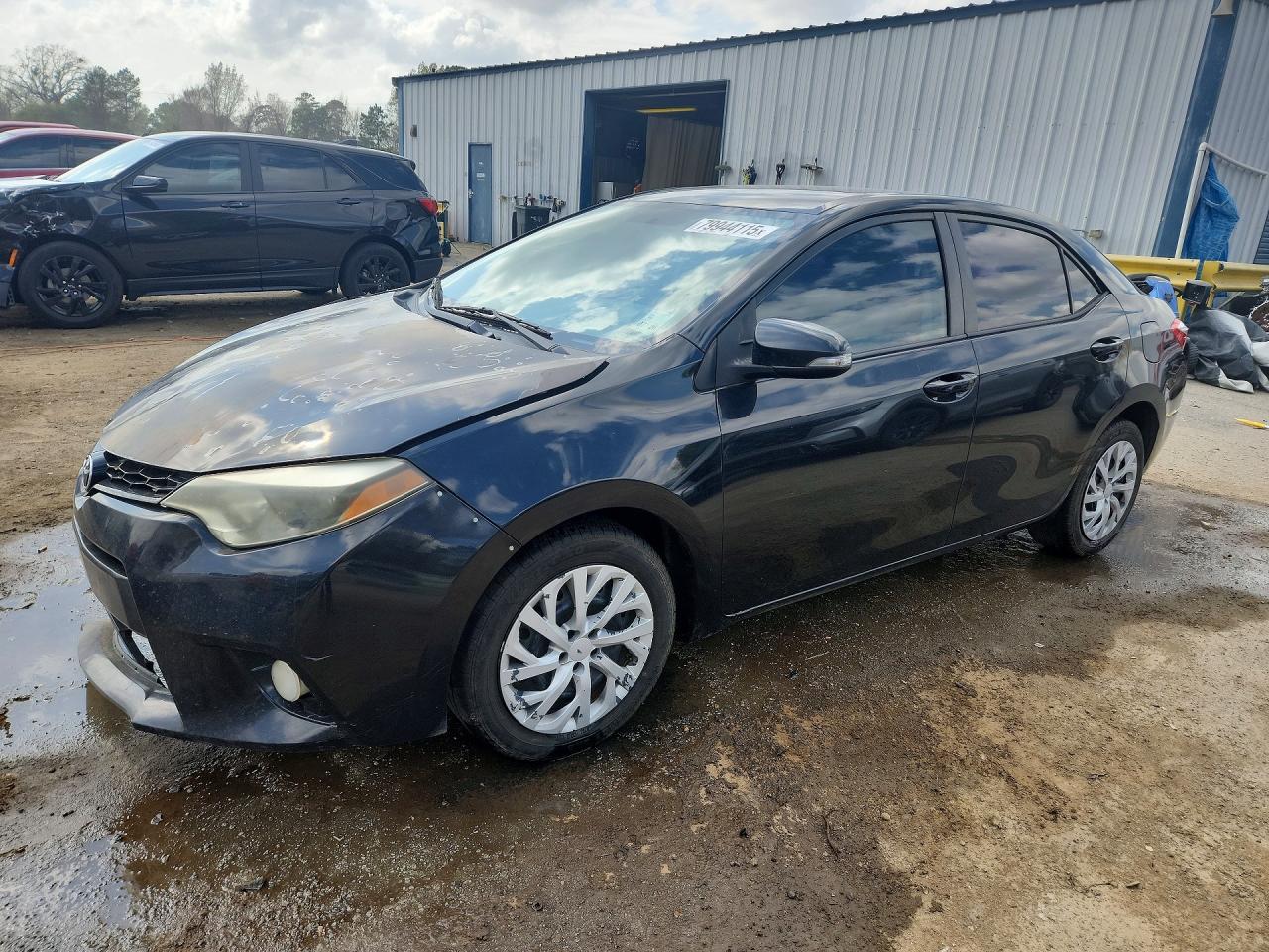 2015 TOYOTA COROLLA S photo 2