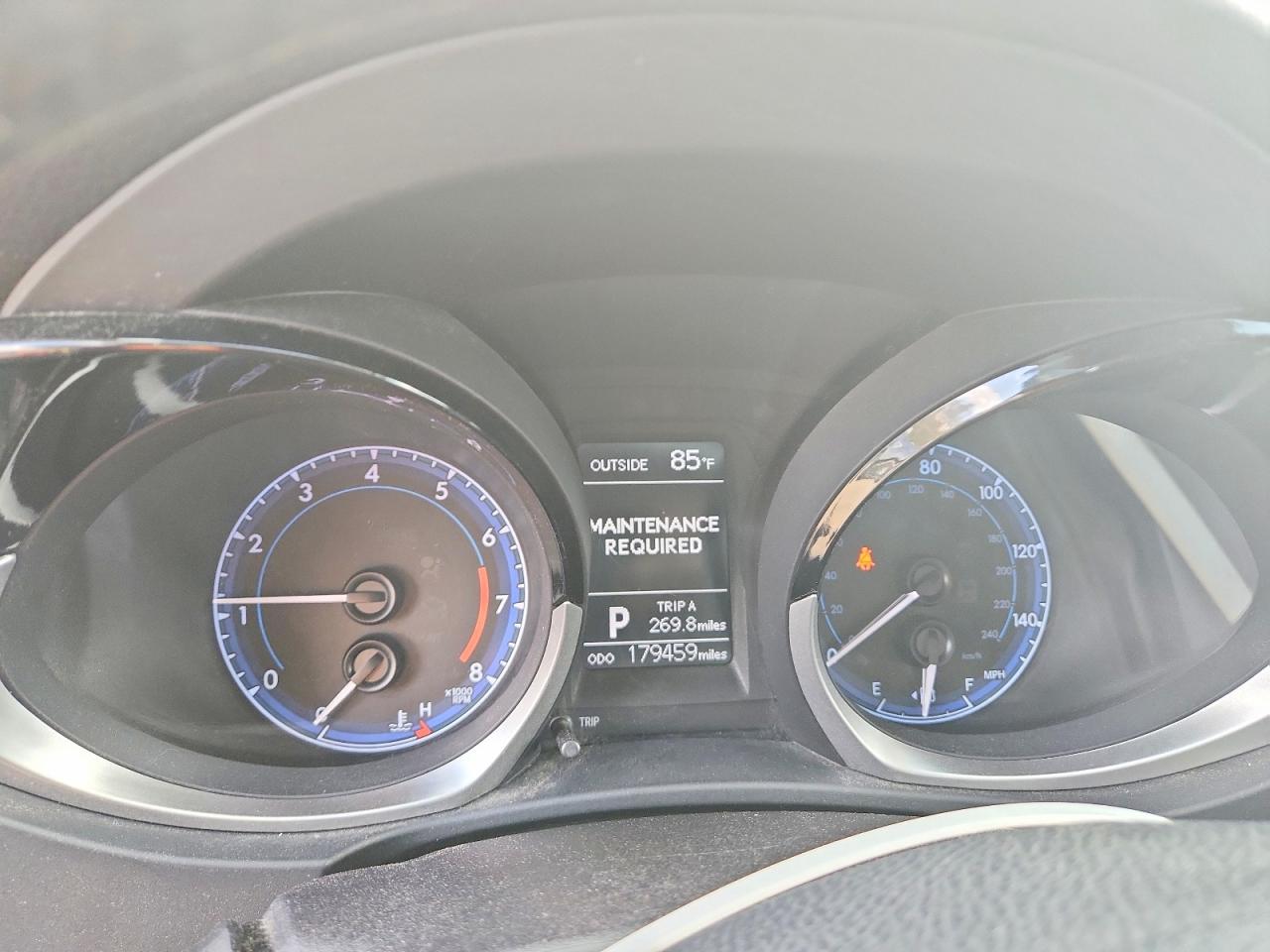 2015 TOYOTA COROLLA S photo 25