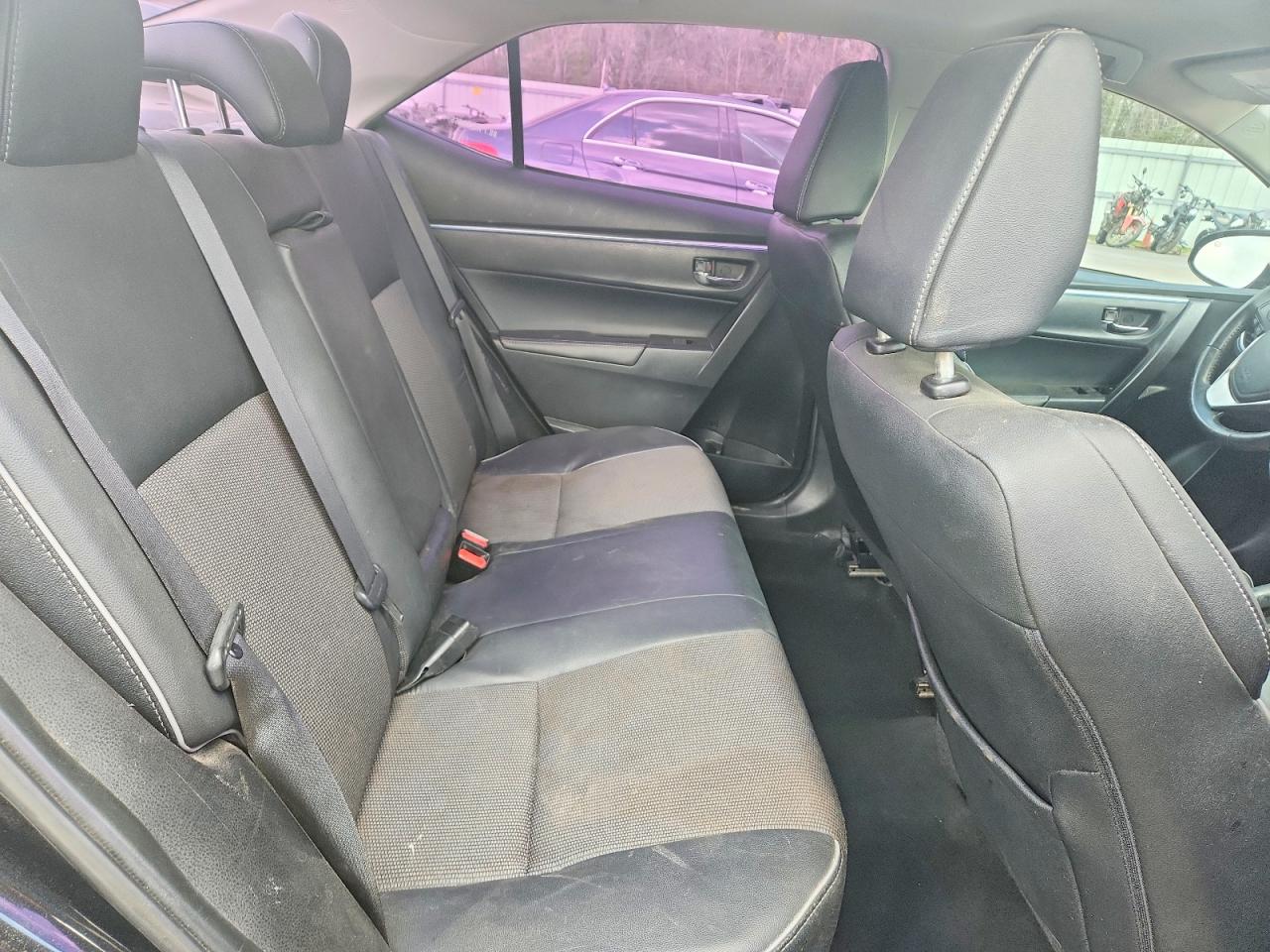2015 TOYOTA COROLLA S photo 28