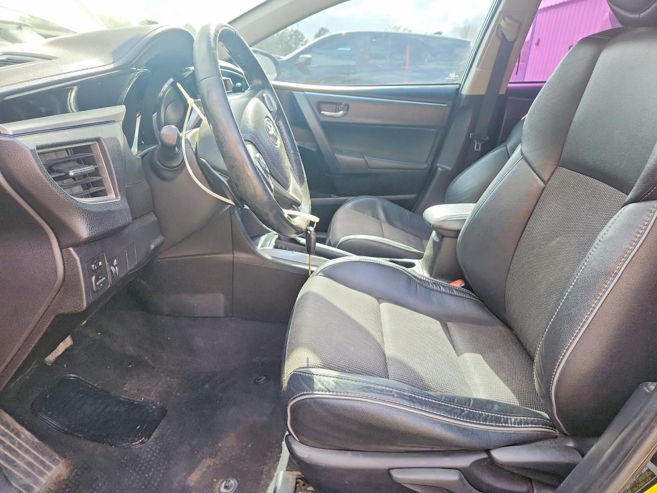 2015 TOYOTA COROLLA S photo 19
