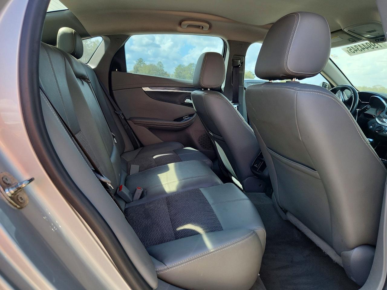 2018 CHEVROLET IMPALA LT photo 28
