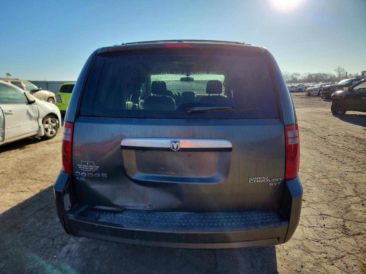 2010 DODGE GRAND CARAVAN SXT photo 16