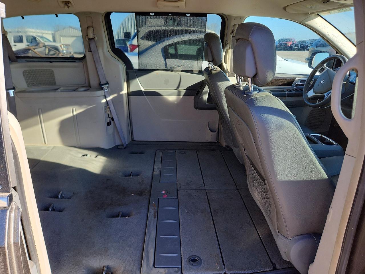 2010 DODGE GRAND CARAVAN SXT photo 31