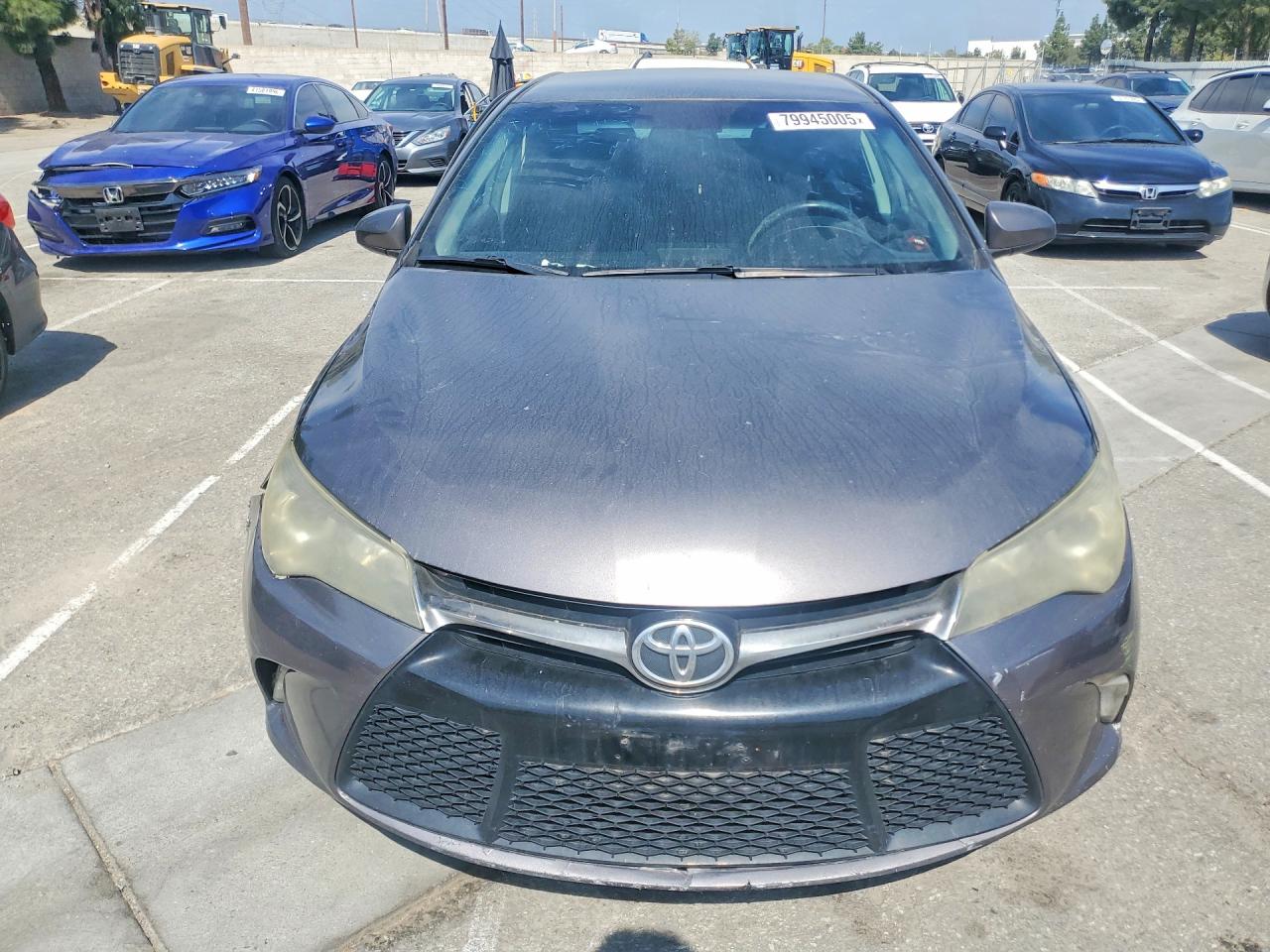 2015 TOYOTA CAMRY SE photo 9