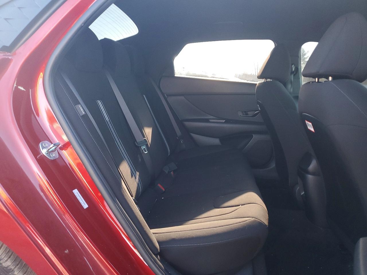 2025 HYUNDAI ELANTRA SEL SPORT photo 28