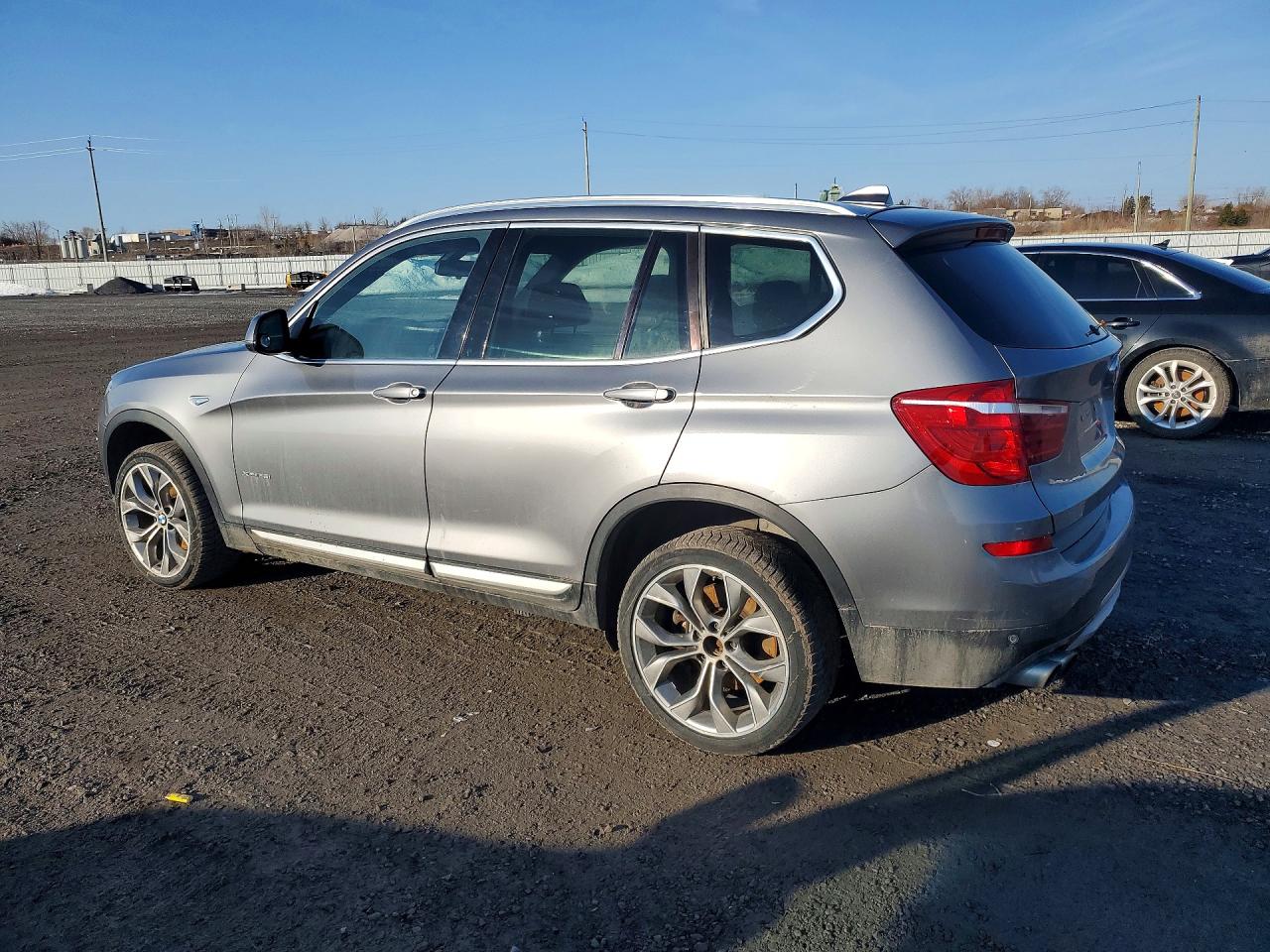 2015 BMW X3 XDRIVE28I photo 2