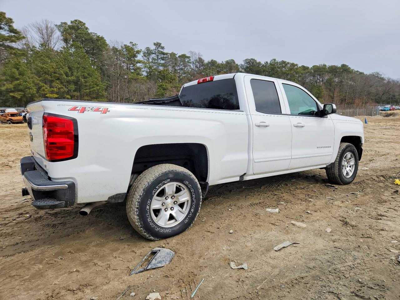 2018 CHEVROLET SILVERADO K1500 LT photo 7
