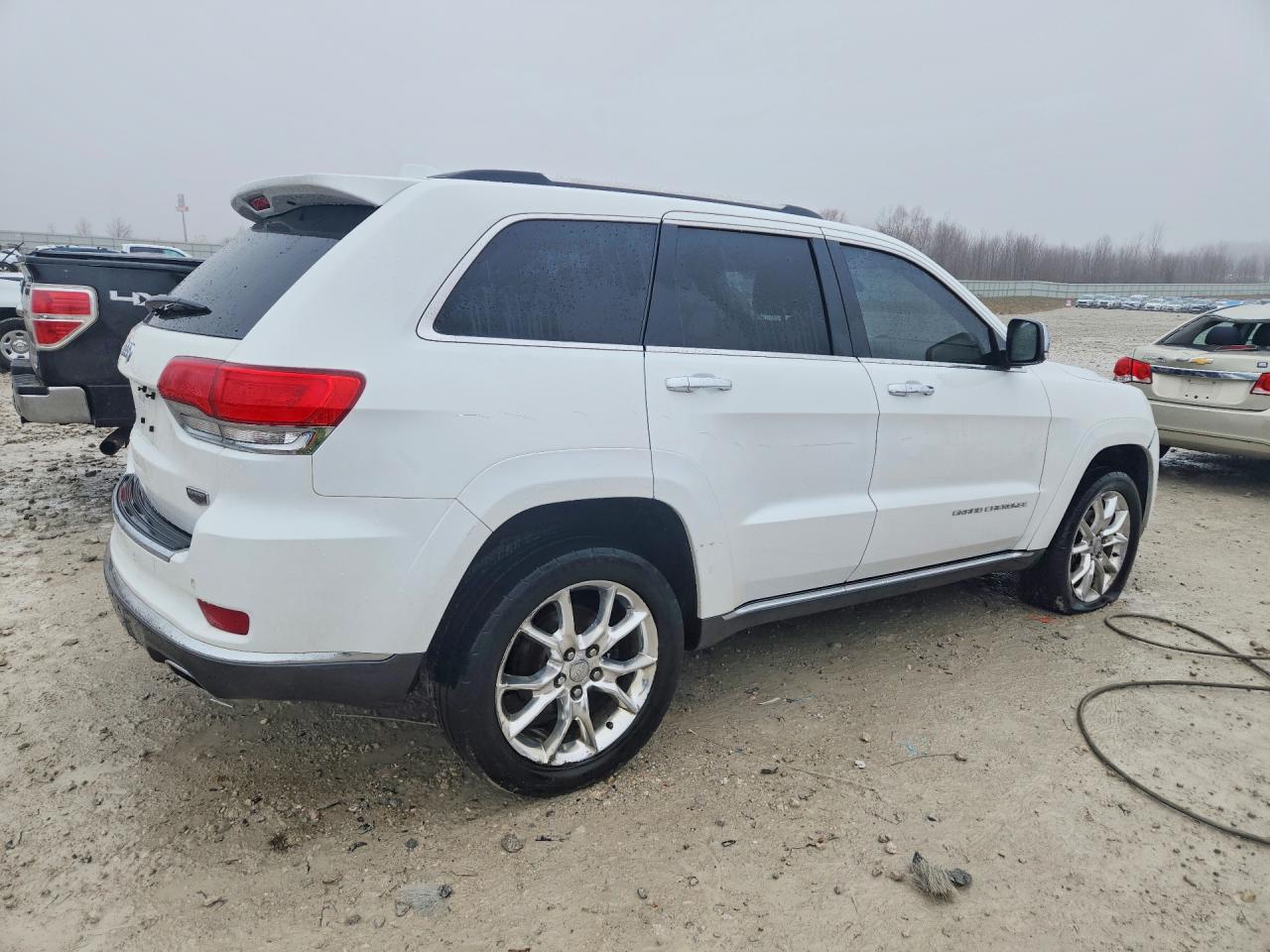 2015 JEEP GRAND CHEROKEE SUMMIT photo 3