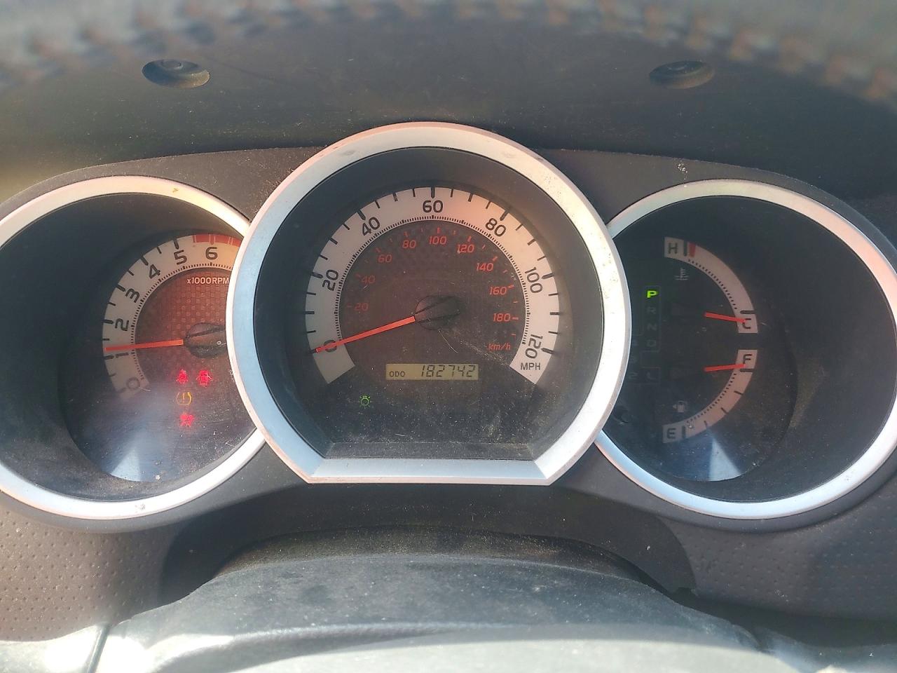 2013 TOYOTA TACOMA V6 photo 25