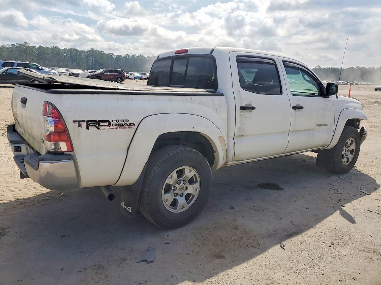 2013 TOYOTA TACOMA V6 photo 7
