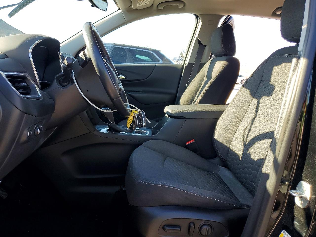 2021 CHEVROLET EQUINOX LT photo 13