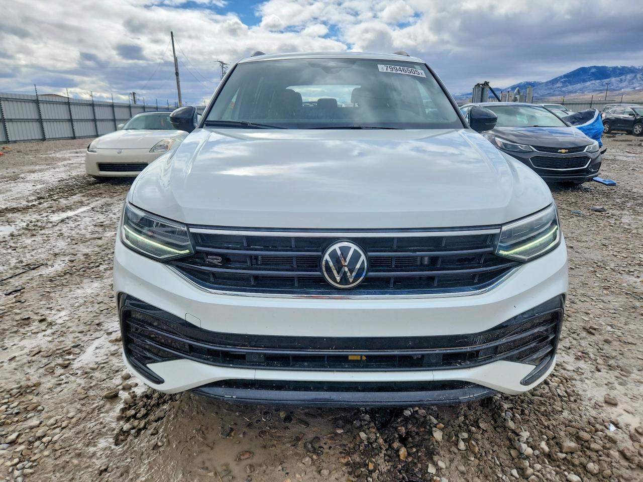 2024 VOLKSWAGEN TIGUAN SE R-LINE BLACK photo 5