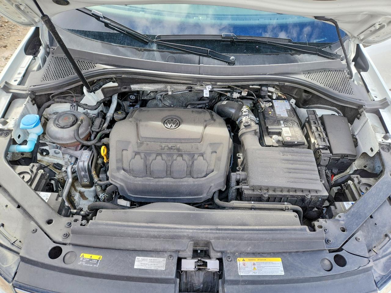 2024 VOLKSWAGEN TIGUAN SE R-LINE BLACK photo 12