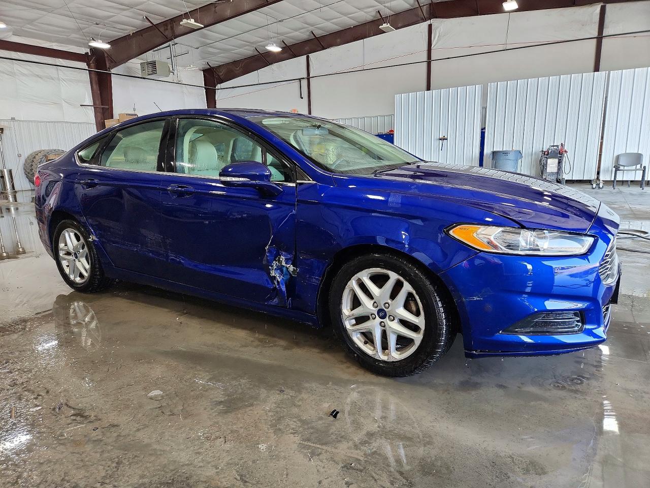 2016 FORD FUSION SE photo 4