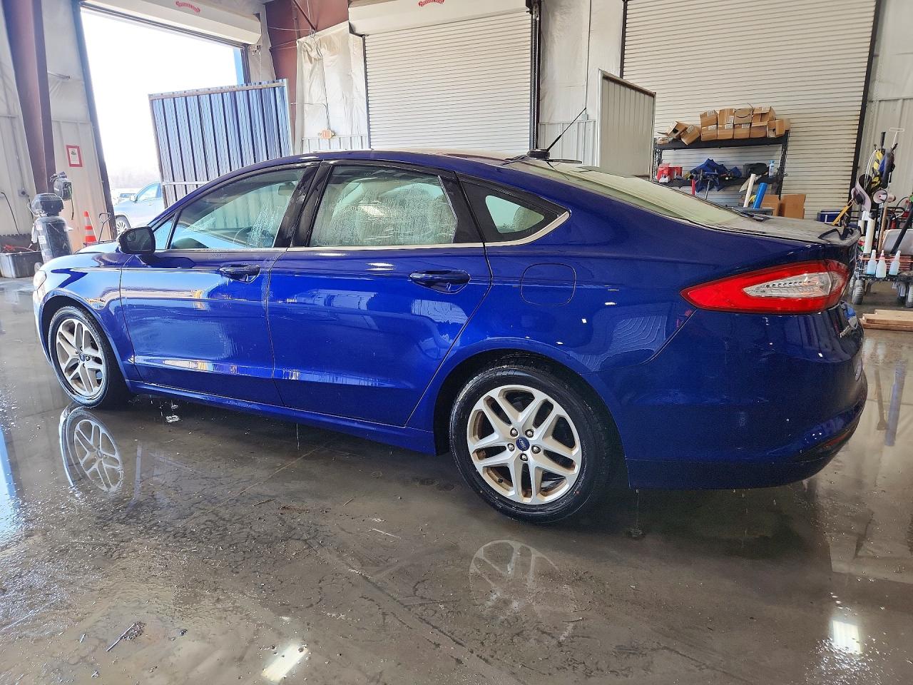 2016 FORD FUSION SE photo 2