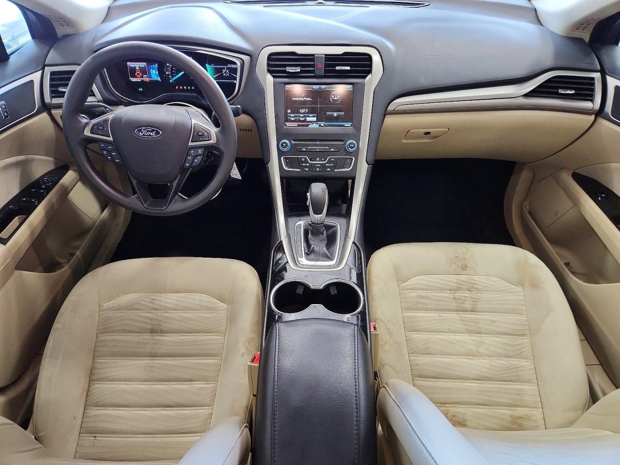 2016 FORD FUSION SE photo 8
