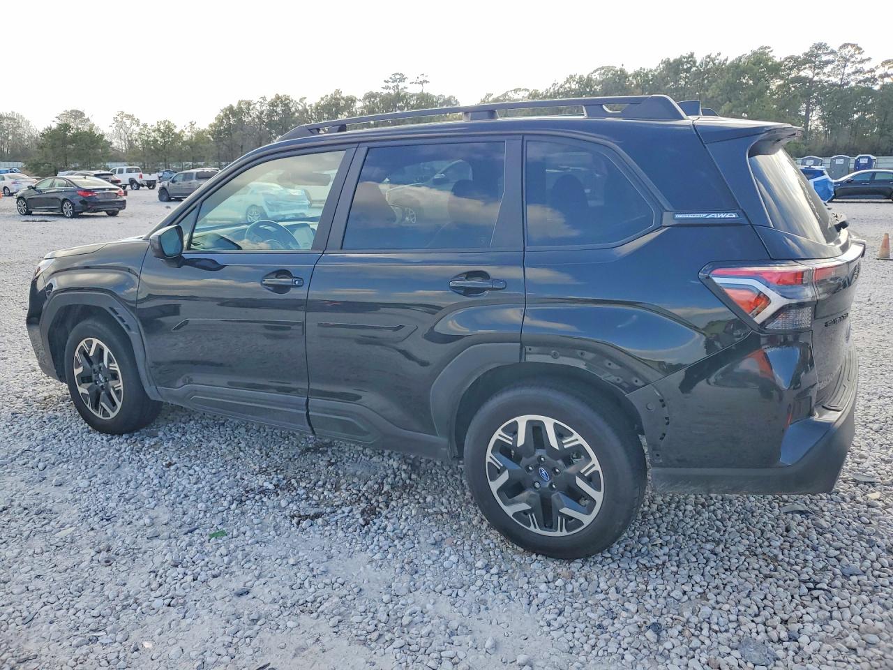 2025 SUBARU FORESTER PREMIUM photo 3
