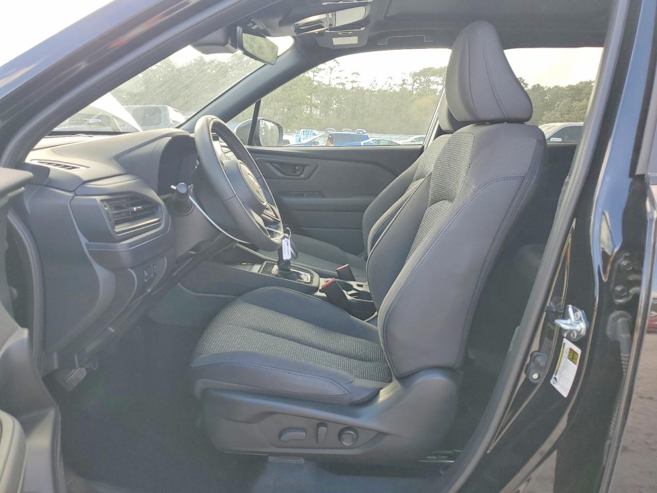 2025 SUBARU FORESTER PREMIUM photo 13
