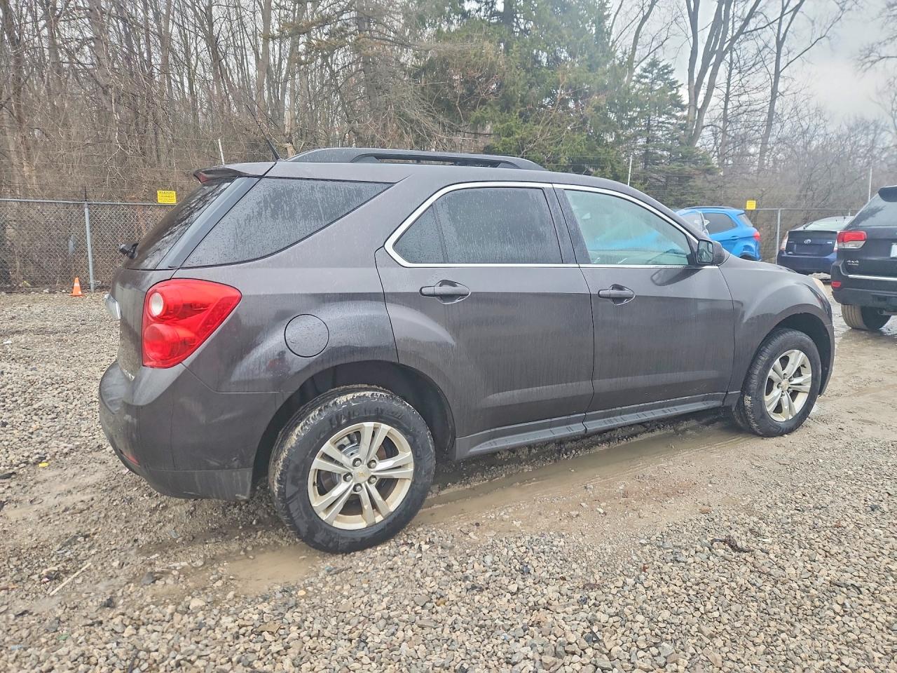 2013 CHEVROLET EQUINOX LT photo 5