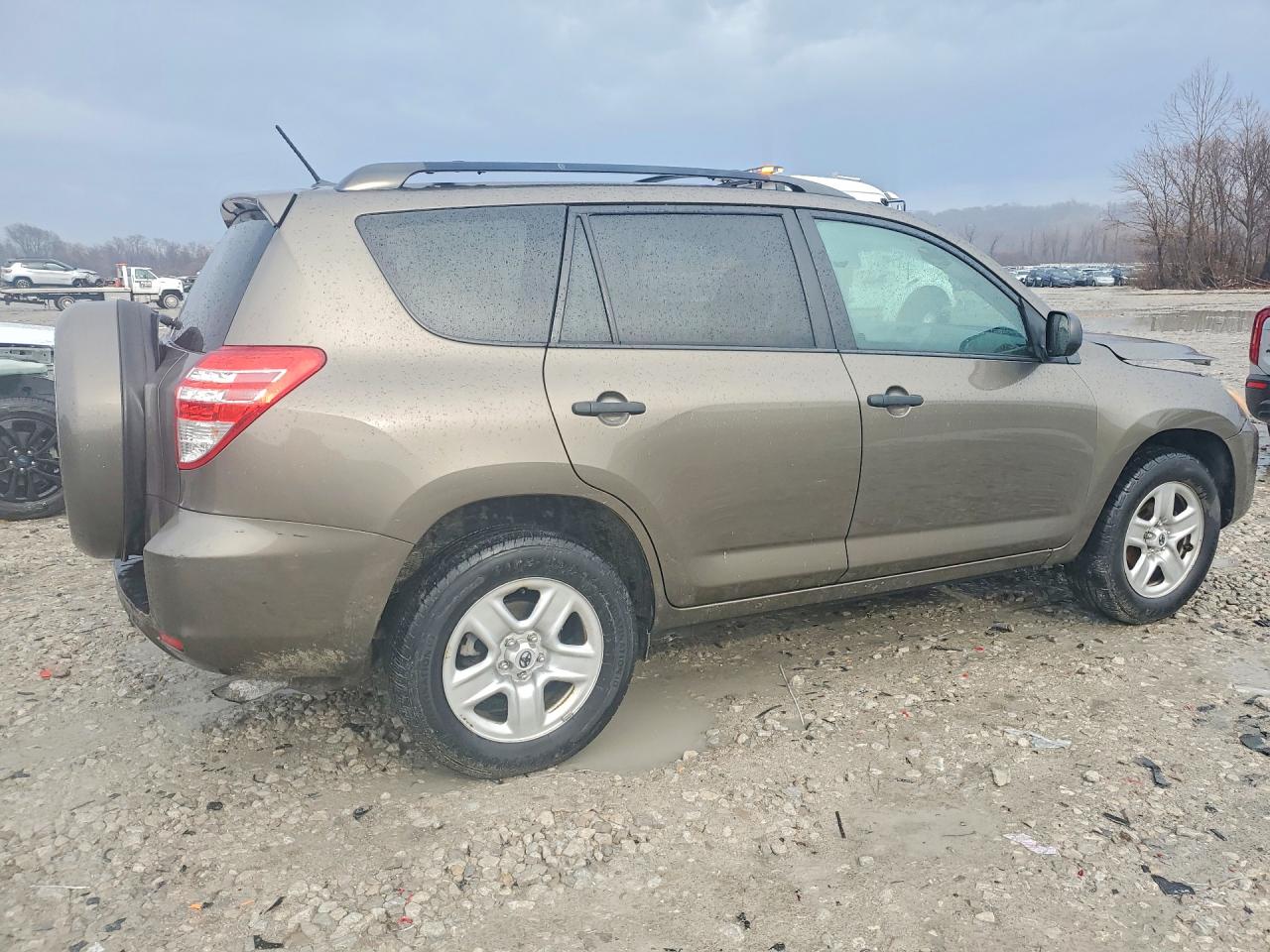 2010 TOYOTA RAV4 BASE photo 5