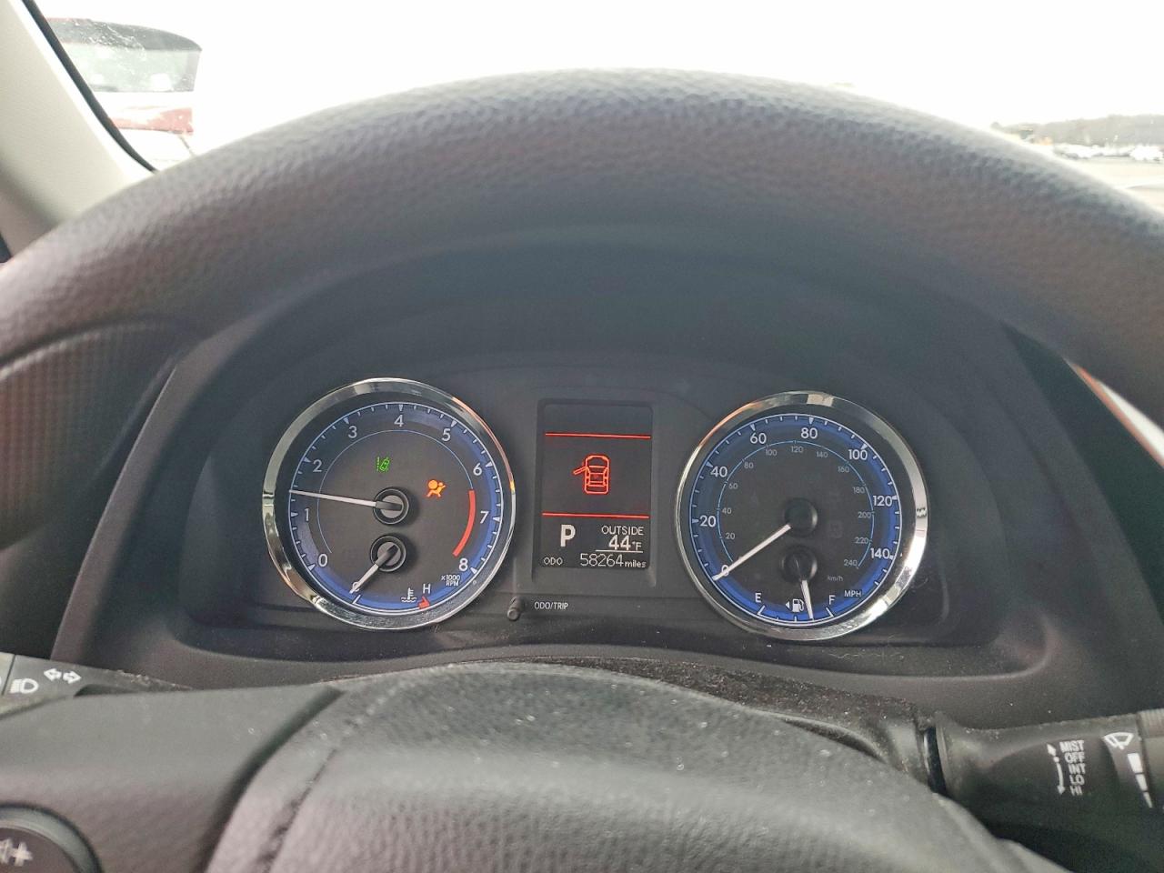 2017 TOYOTA COROLLA LE photo 9