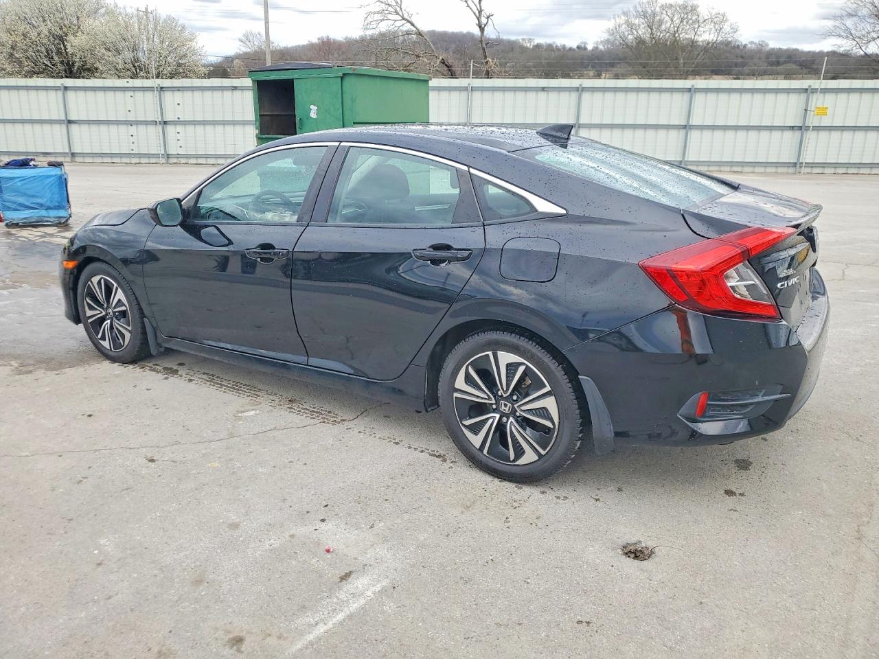 2016 HONDA CIVIC EX photo 2