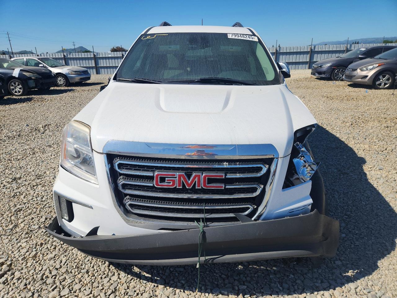 2017 GMC TERRAIN SLT photo 5
