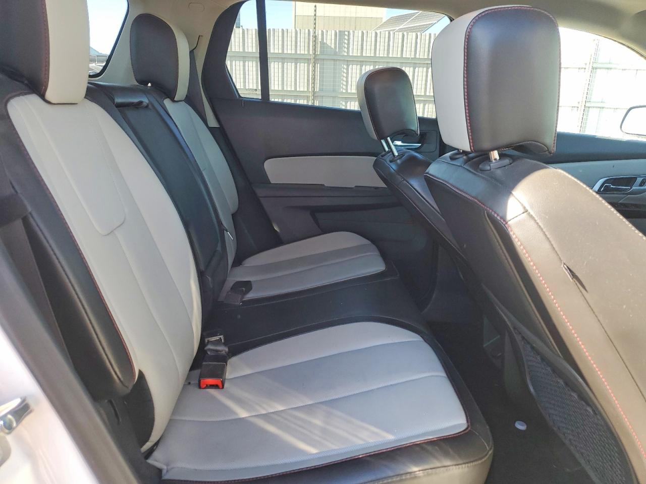 2017 GMC TERRAIN SLT photo 11