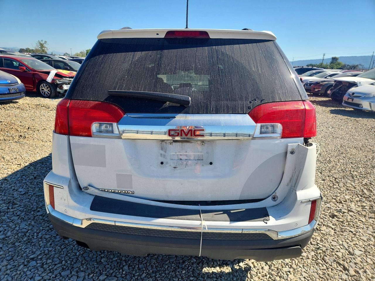 2017 GMC TERRAIN SLT photo 6