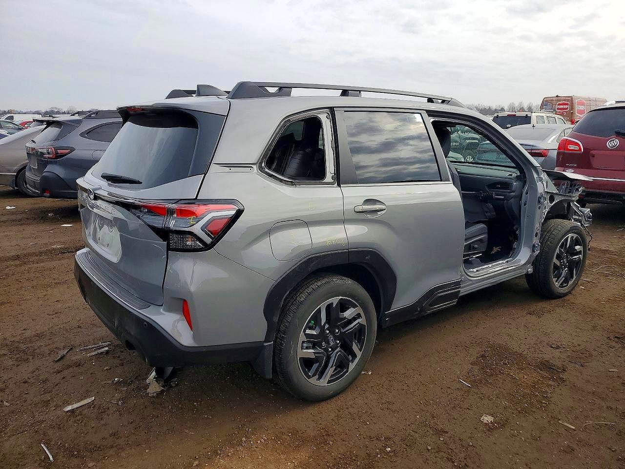 2025 SUBARU FORESTER LIMITED photo 3