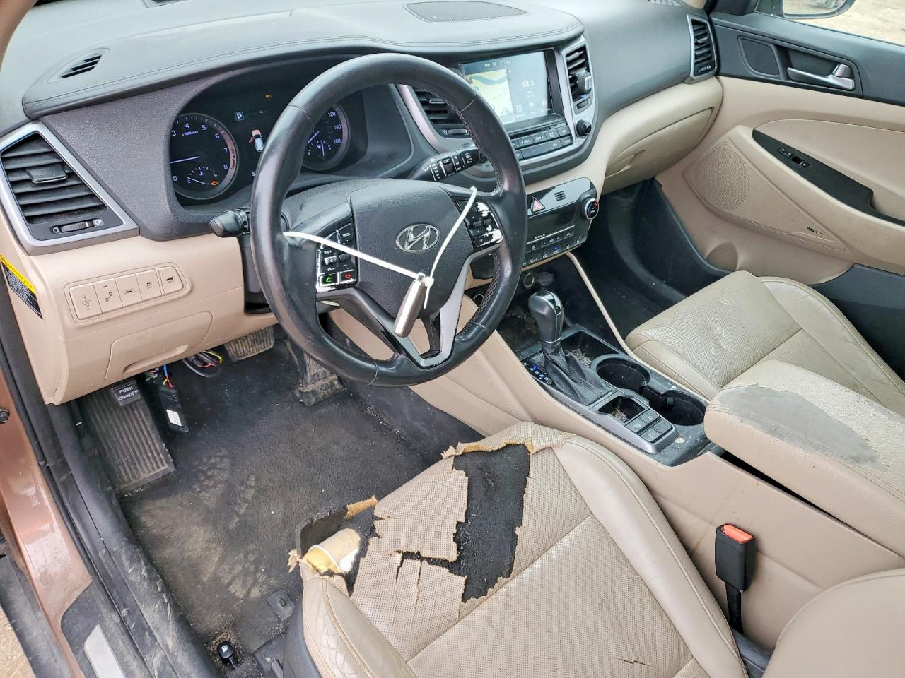 2017 HYUNDAI TUCSON LIMITED photo 8