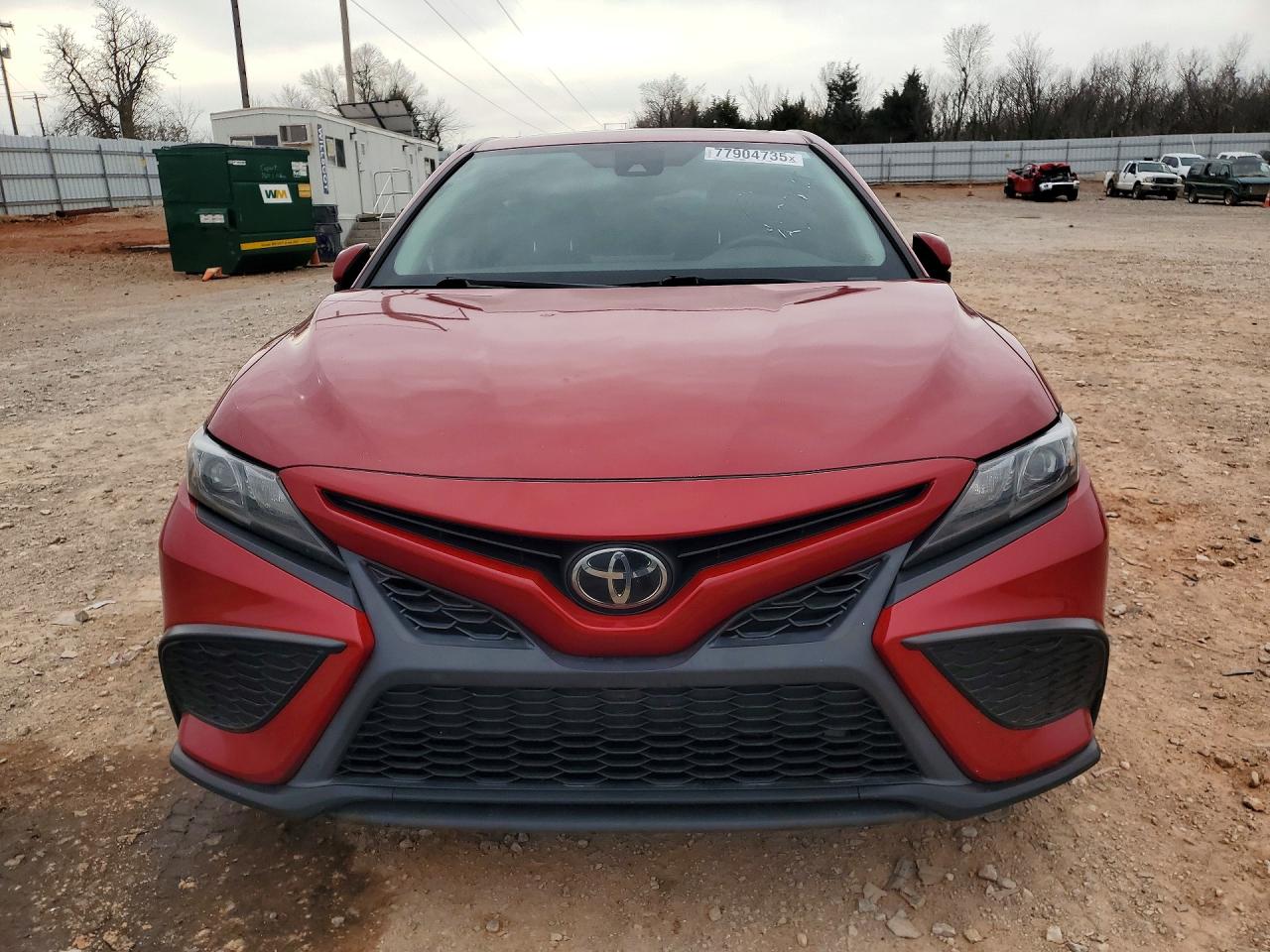 2021 TOYOTA CAMRY SE photo 9