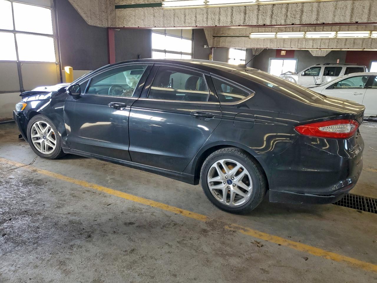 2014 FORD FUSION SE photo 3