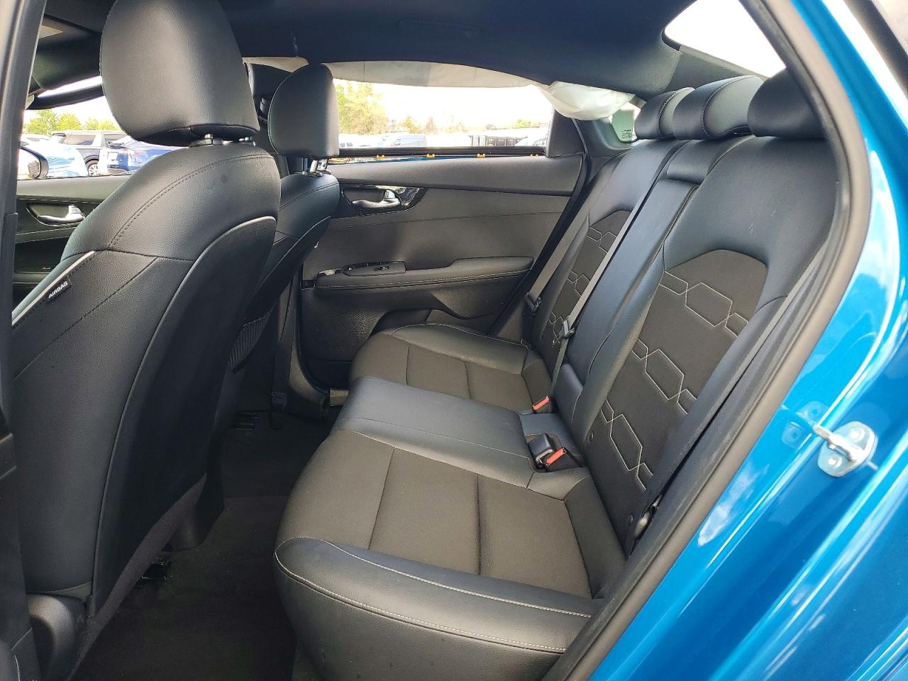 2023 KIA FORTE photo 28