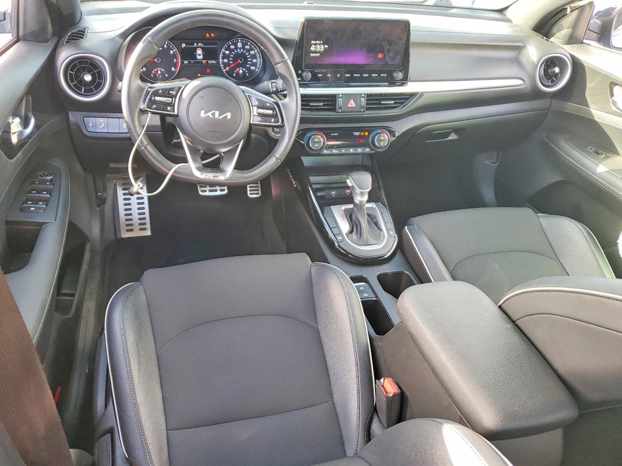 2023 KIA FORTE photo 22