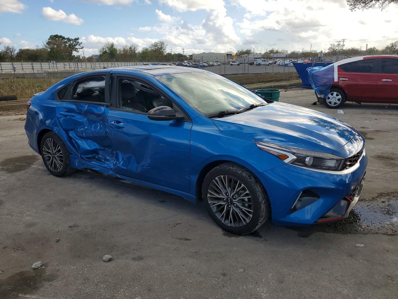 2023 KIA FORTE photo 10