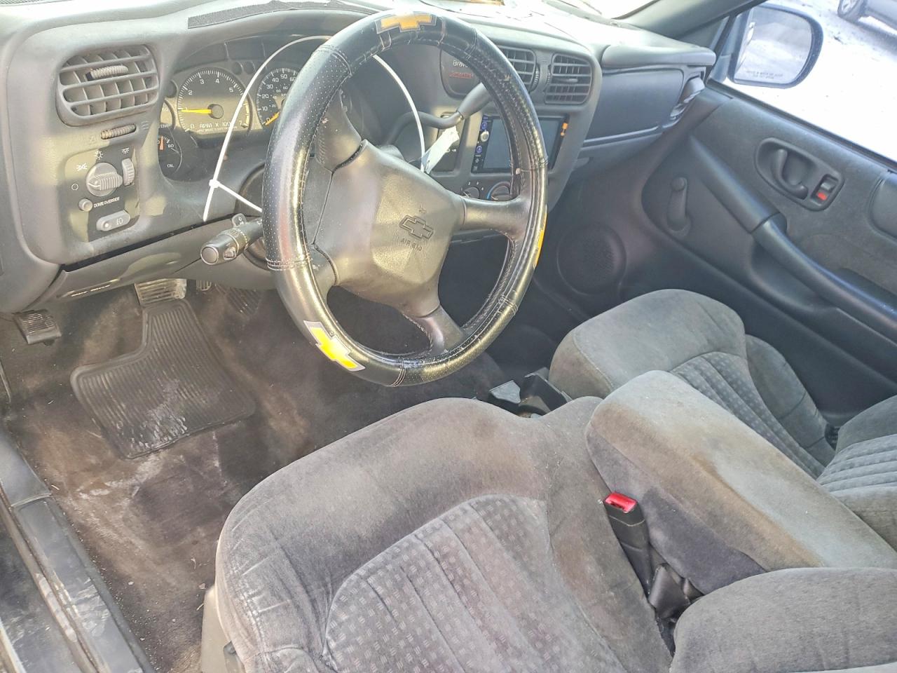 2001 CHEVROLET S TRUCK S10 photo 15