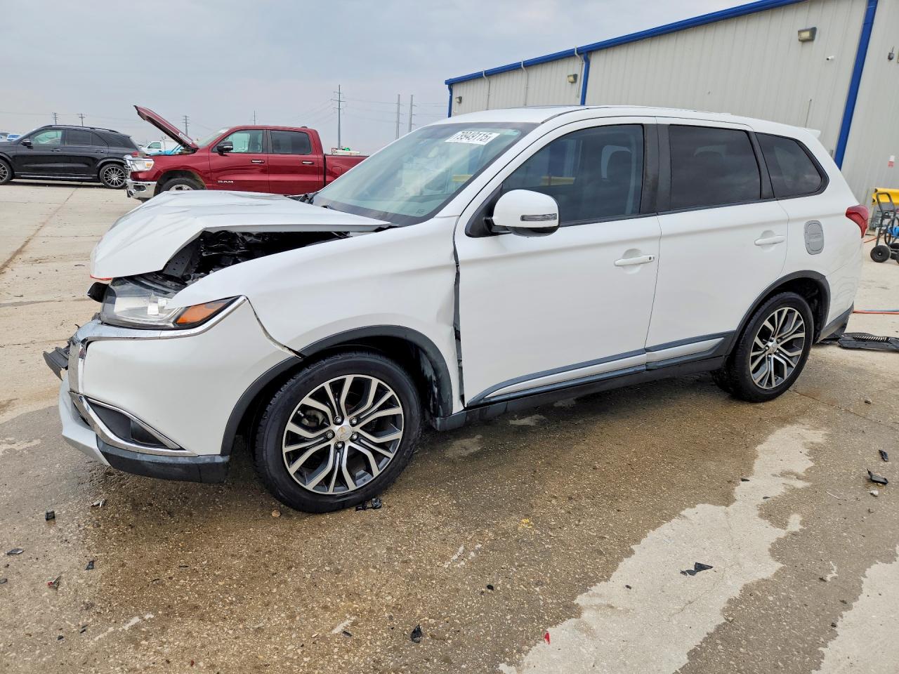 2017 MITSUBISHI OUTLANDER