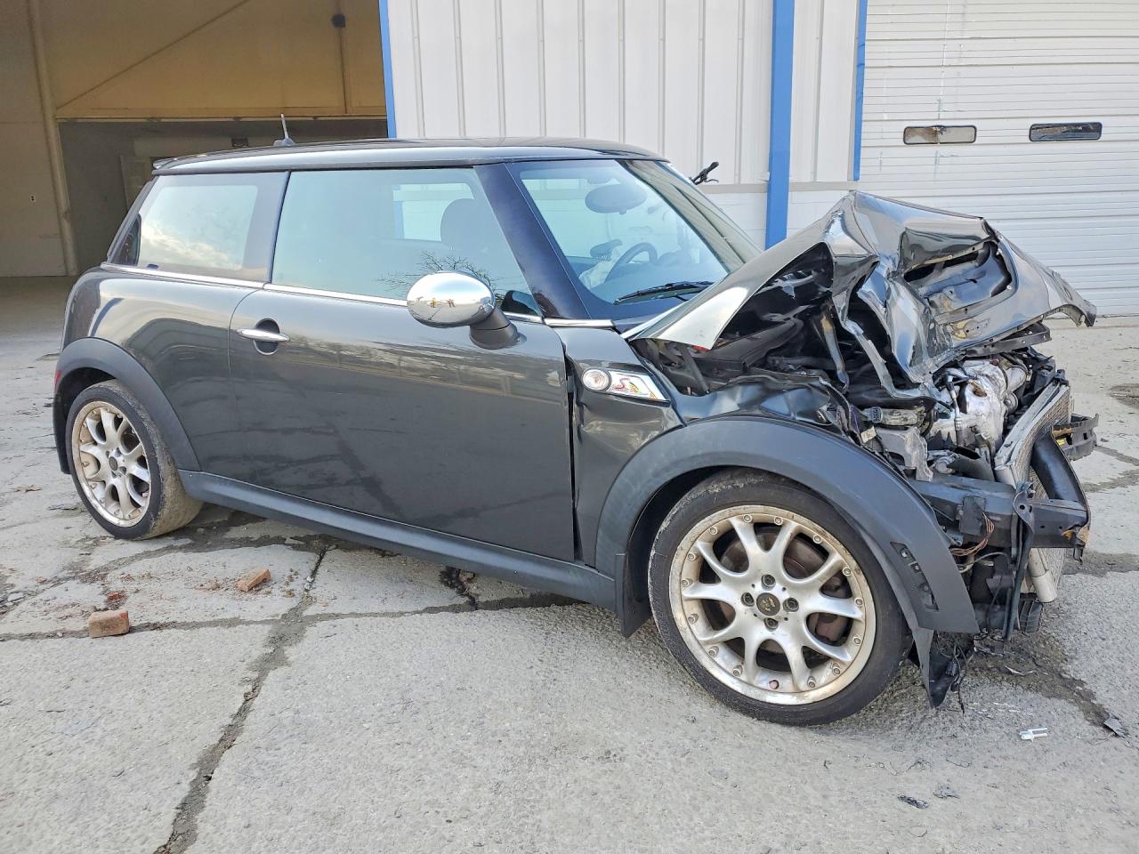 2011 MINI COOPER S photo 7