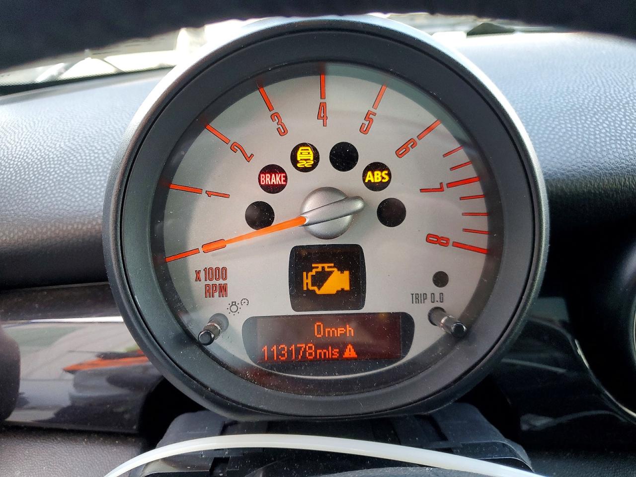 2011 MINI COOPER S photo 17