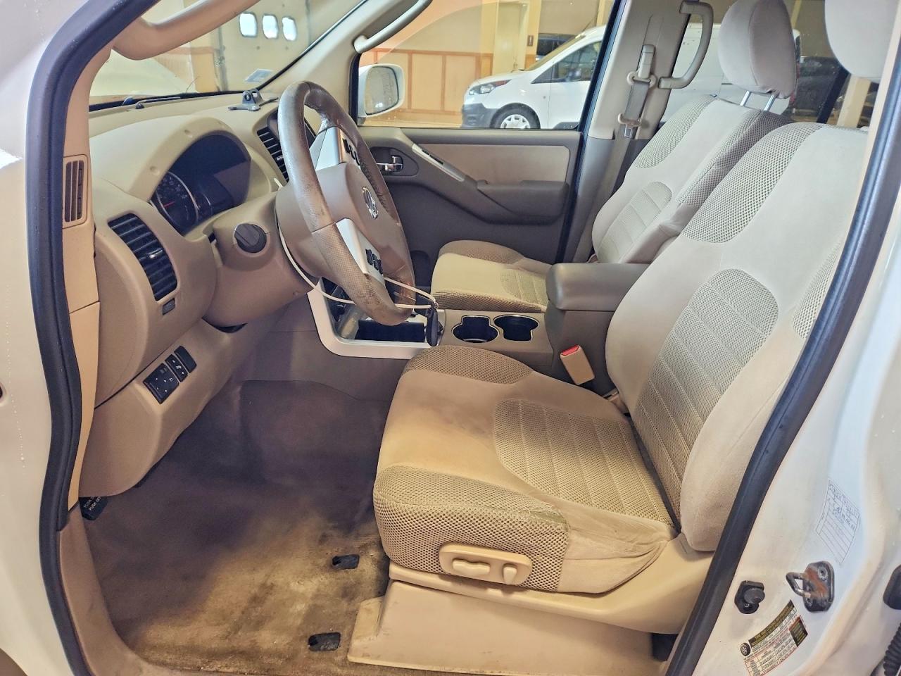 2012 NISSAN PATHFINDER S photo 7