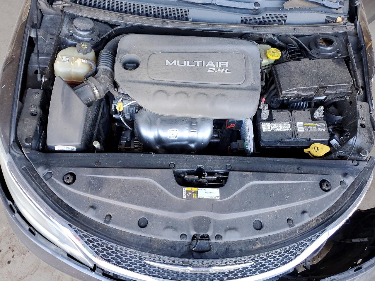 2015 CHRYSLER 200 LIMITED photo 11