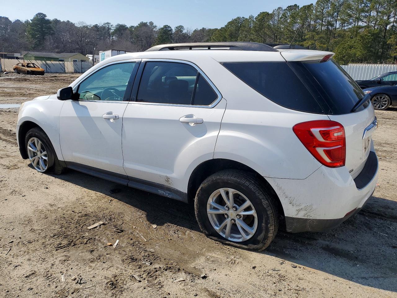 2016 CHEVROLET EQUINOX LT photo 3