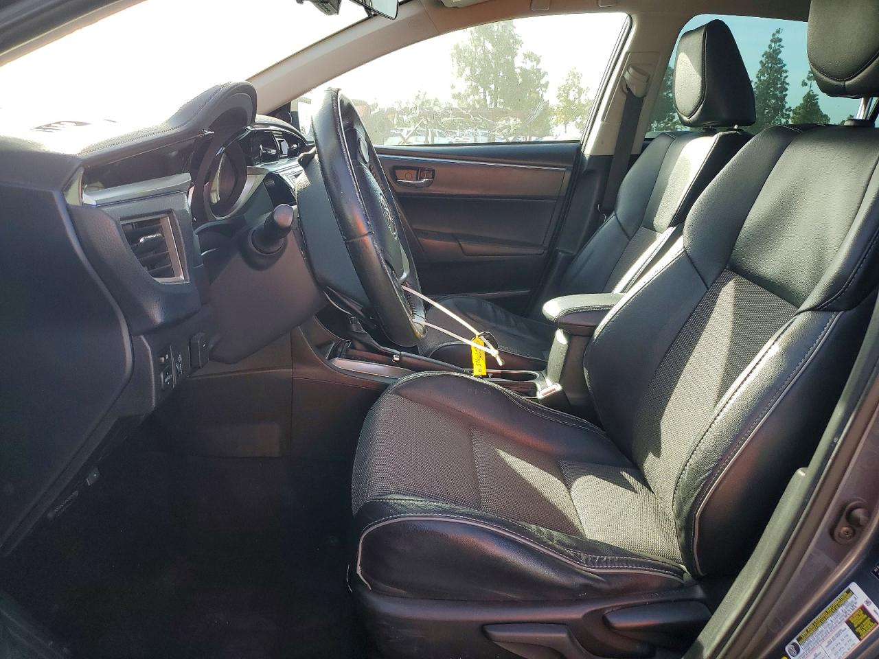 2015 TOYOTA COROLLA S PLUS photo 7