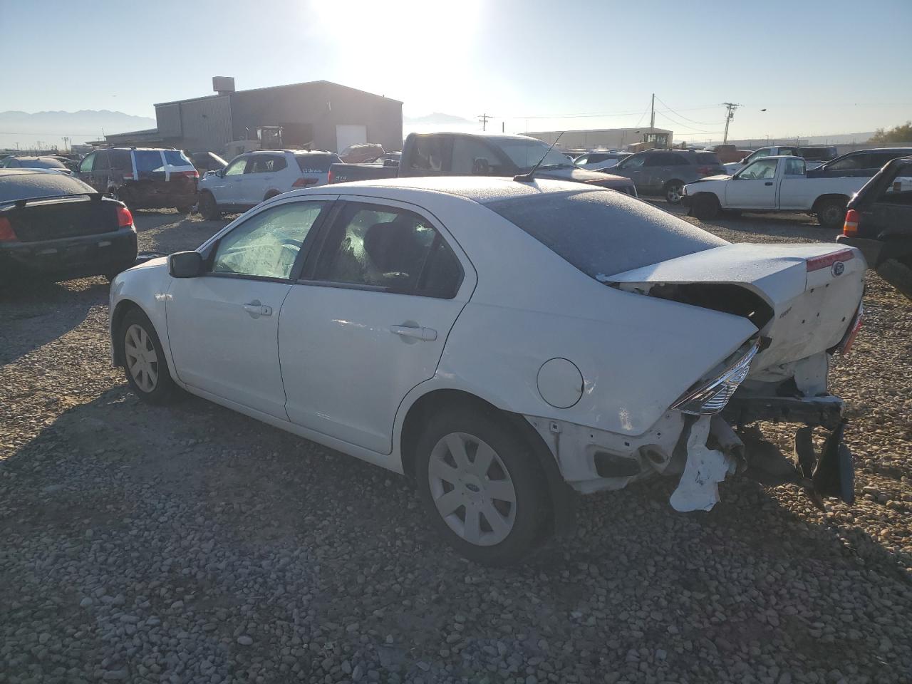 2011 FORD FUSION S photo 2