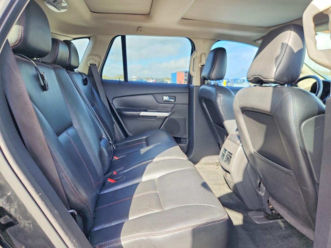 2011 FORD EDGE SEL photo 11