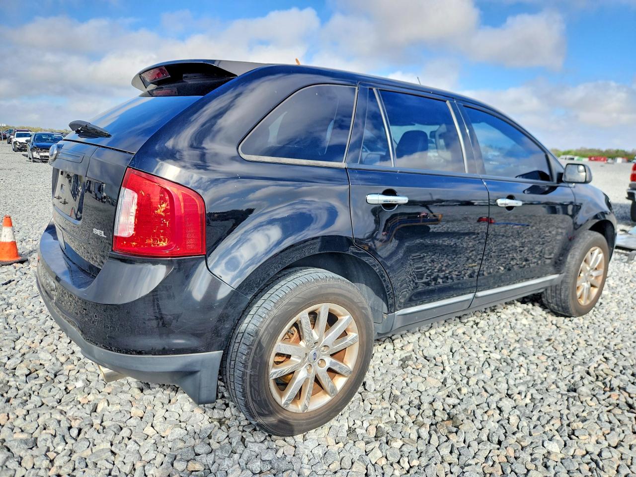 2011 FORD EDGE SEL photo 3