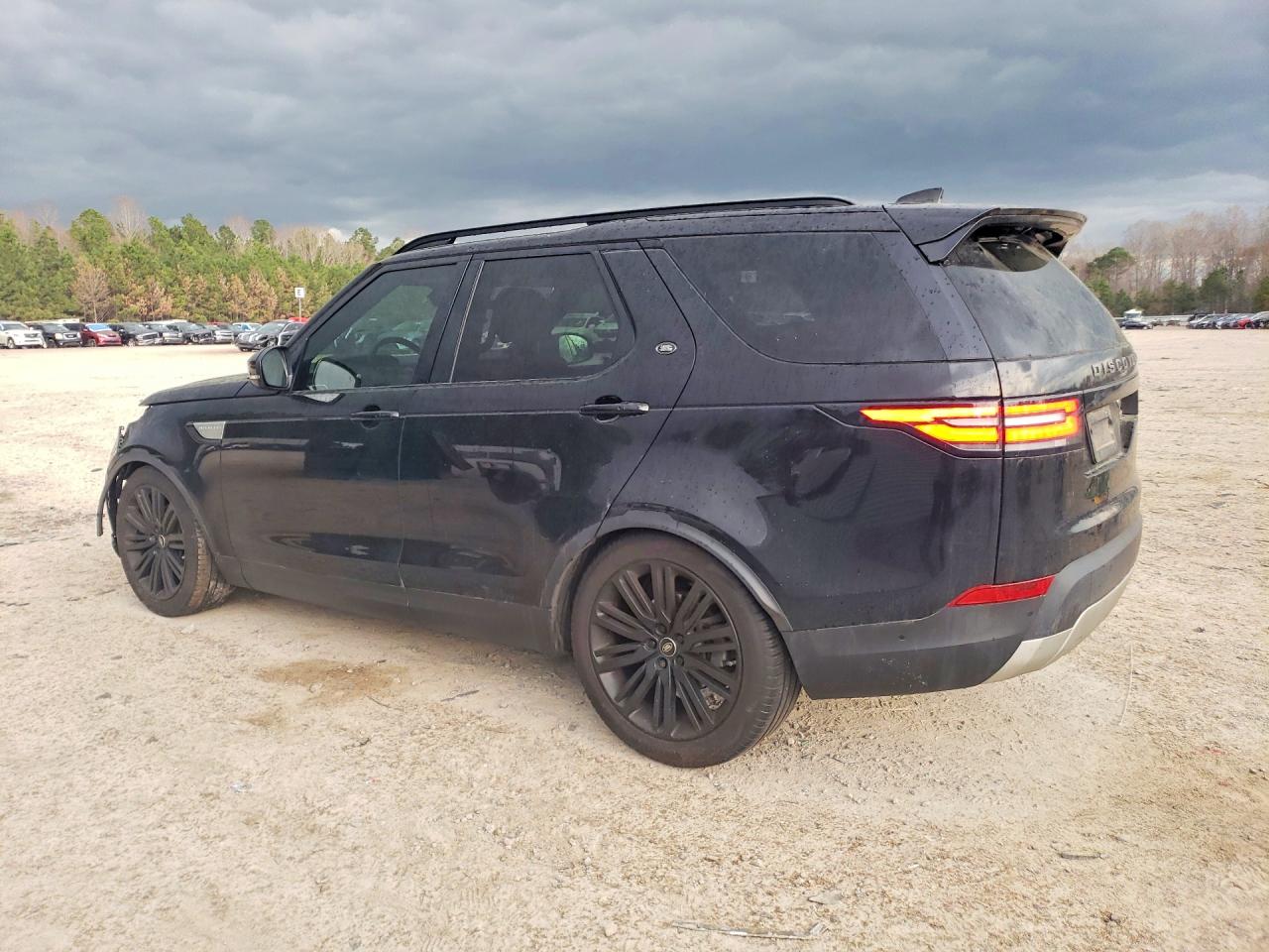 2020 LAND ROVER DISCOVERY HSE photo 3