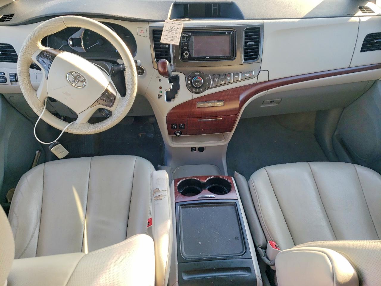2014 TOYOTA SIENNA XLE 8-PASSENGER photo 15