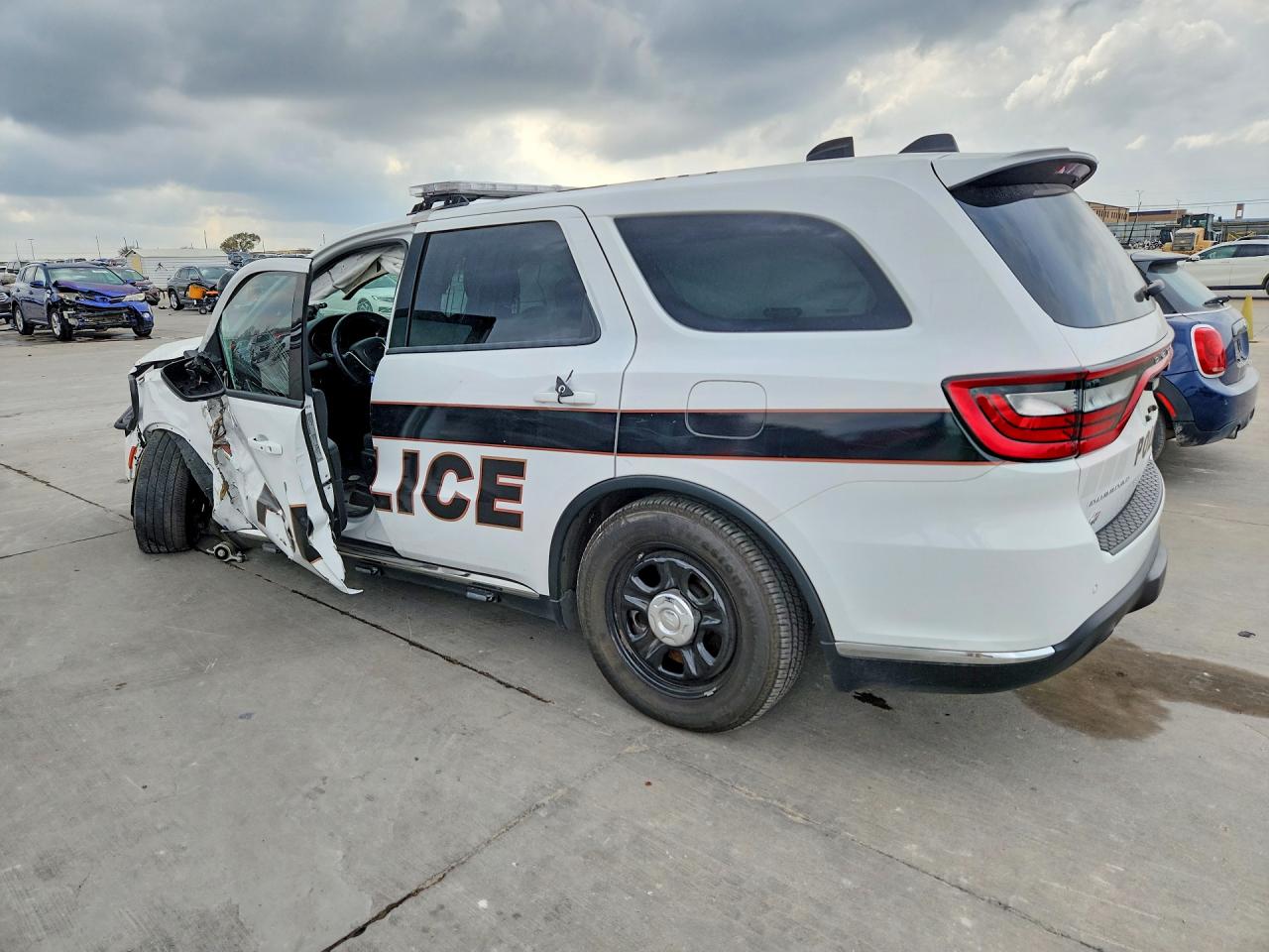2024 DODGE DURANGO photo 2